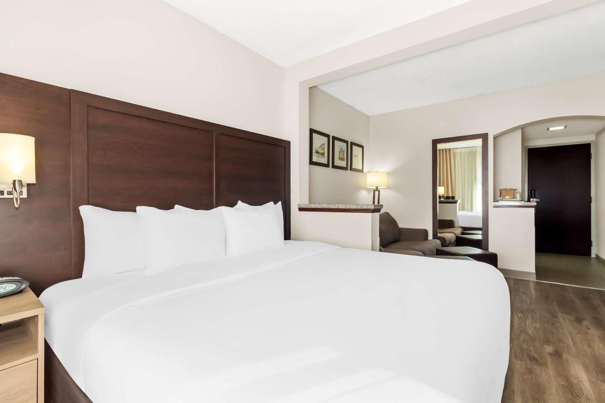 Comfort Suites Ламбертон Екстер'єр фото
